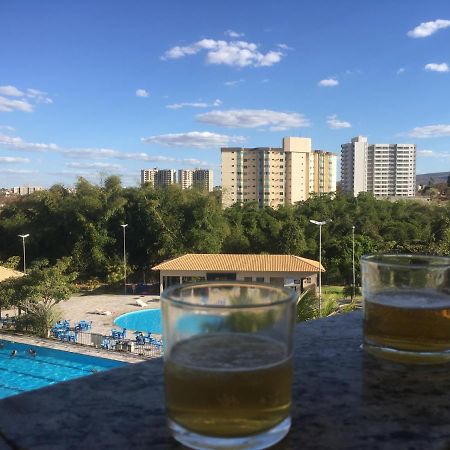 Hotel Golden Dolphin Com Cafe Da Manha! Piscinas 24H Caldas Novas Exterior photo