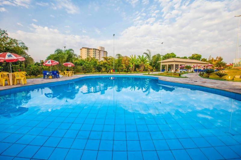 Hotel Golden Dolphin Com Cafe Da Manha! Piscinas 24H Caldas Novas Exterior photo